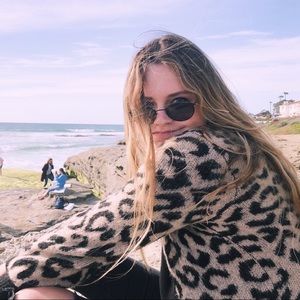 Meet your Posher, Agata